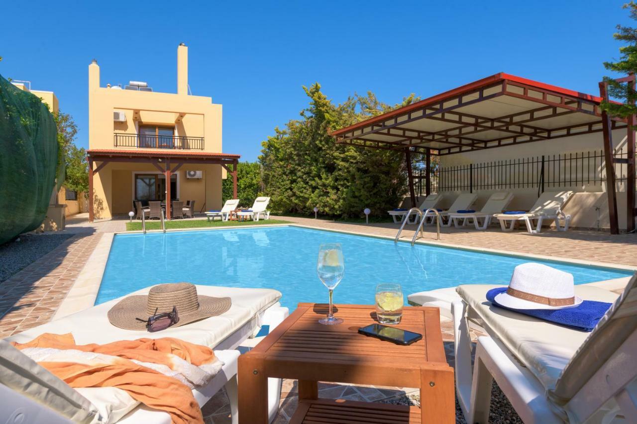 Harmony Villa Koszkinú Kültér fotó